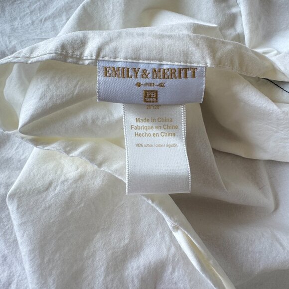 Pottery Barn Teen Emily & Meritt The Scallop TWIN Duvet Cover + Sham - Read - Picture 14 of 15